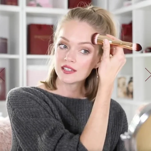 🌺Wander Beauty Round Trip Dual Foundation Brush Makeup Brushes - Picture 2 of 3